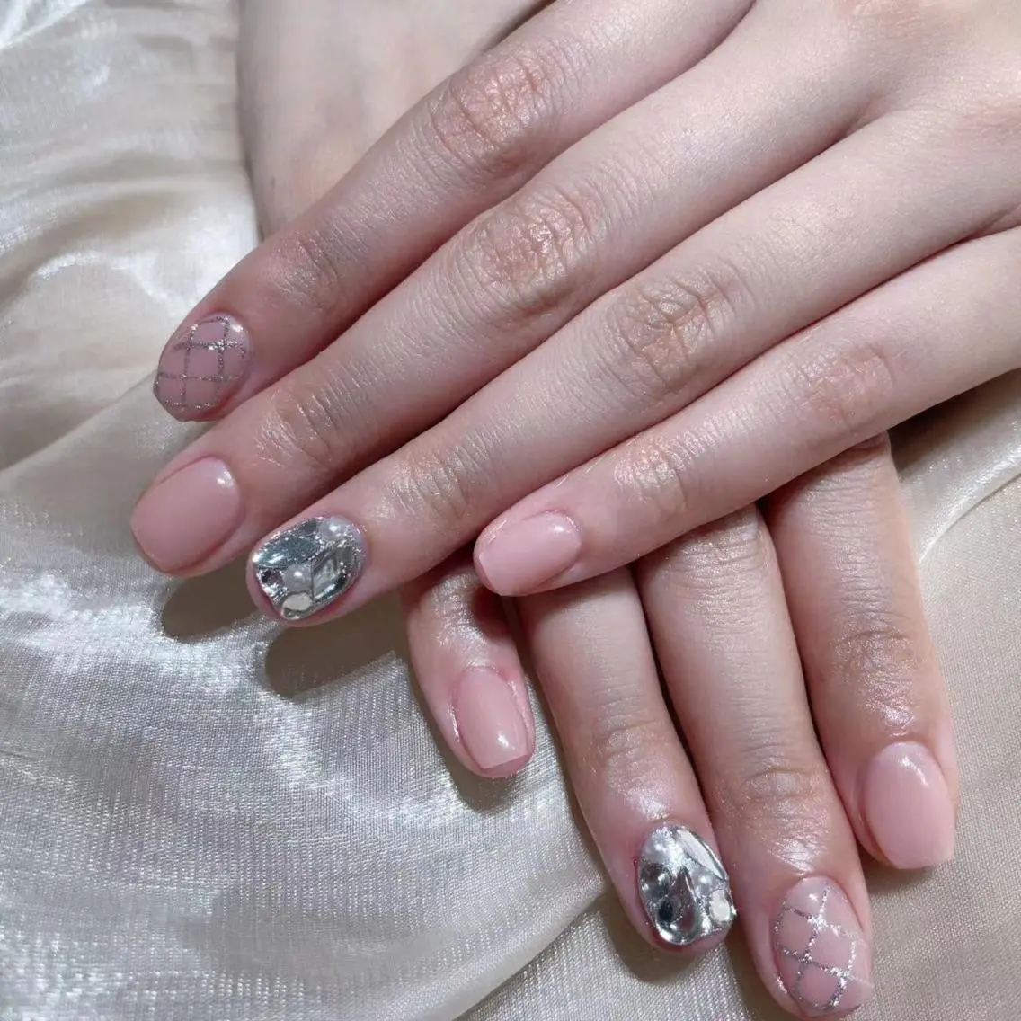 ネイル Queens ciciのネイルデザイン