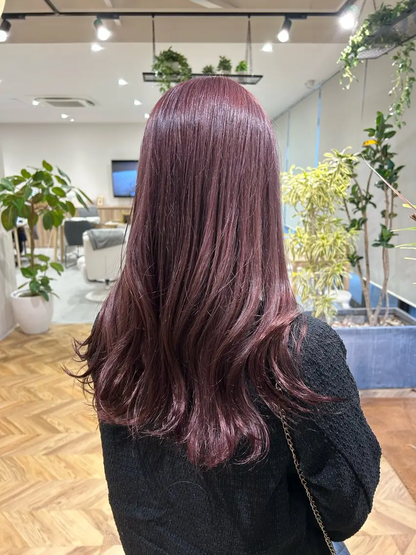 ロング カラー ブリーチ ピンクカラー ピンクパープル パープルカラー 透明感カラー🥣 yukihoのヘアスタイル