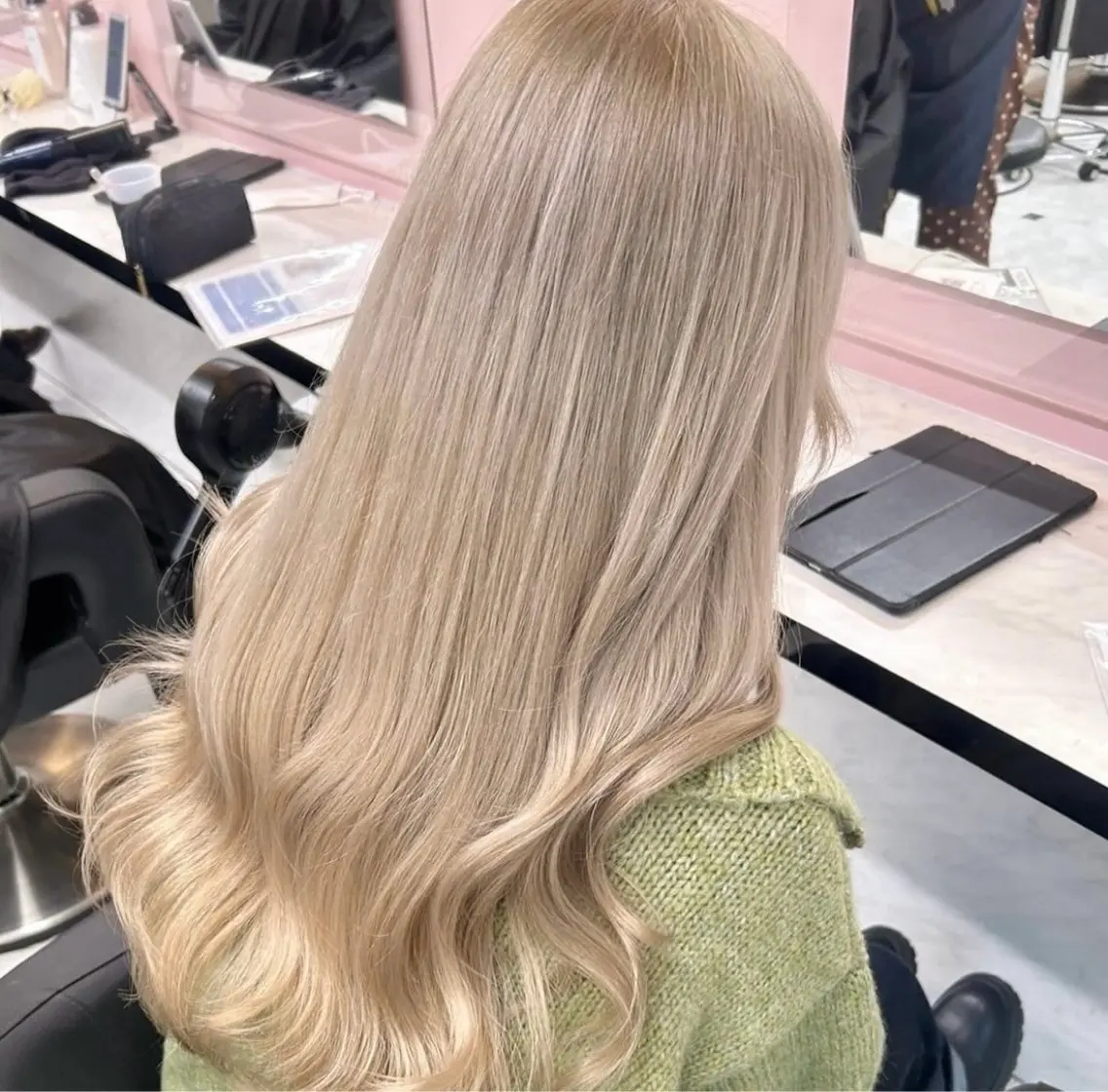 ロング 🏹‪‪girlyト レンド‪モテヘア🏹のヘアスタイル