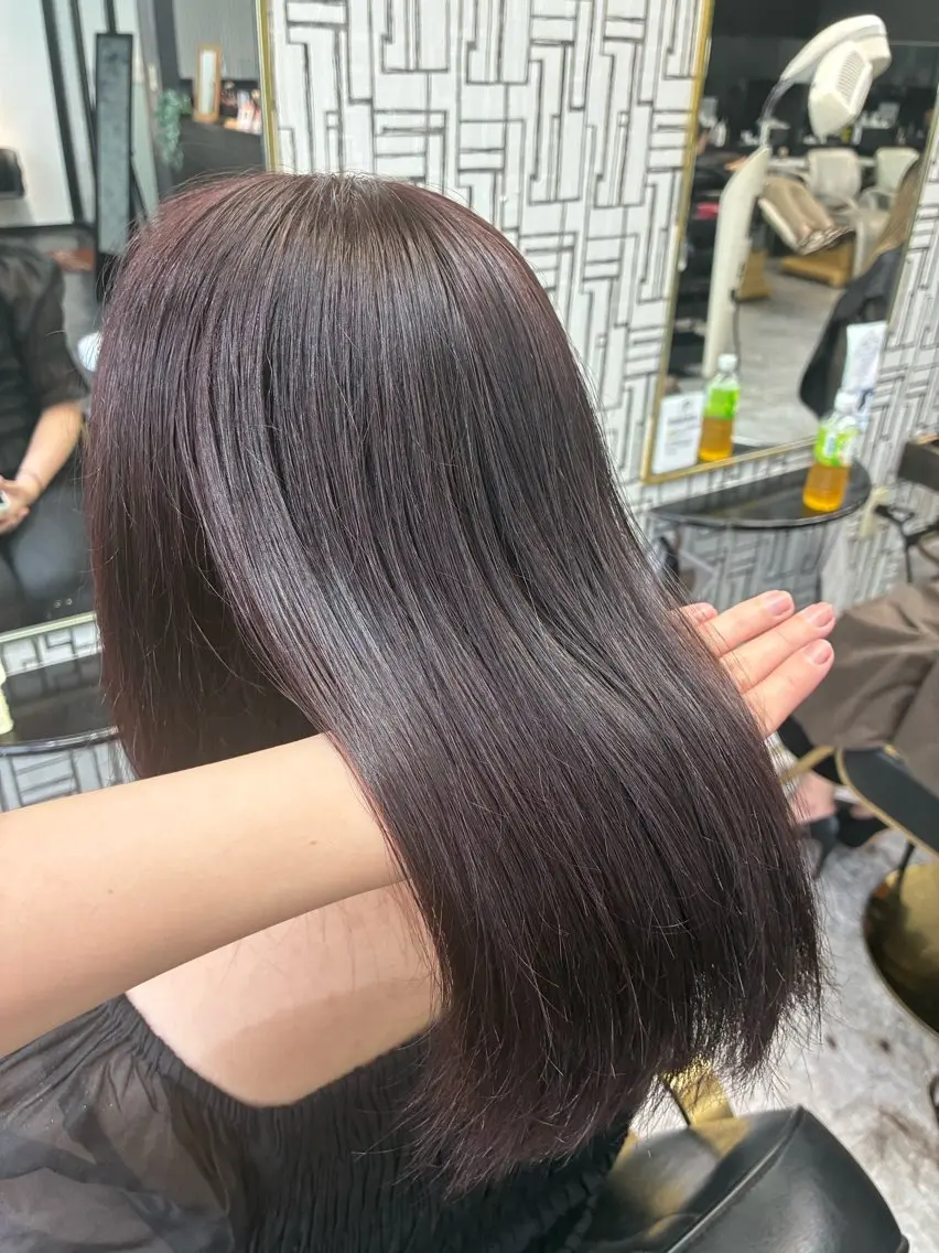 セミロング ヘアカラー 北村 理奈のヘアスタイル