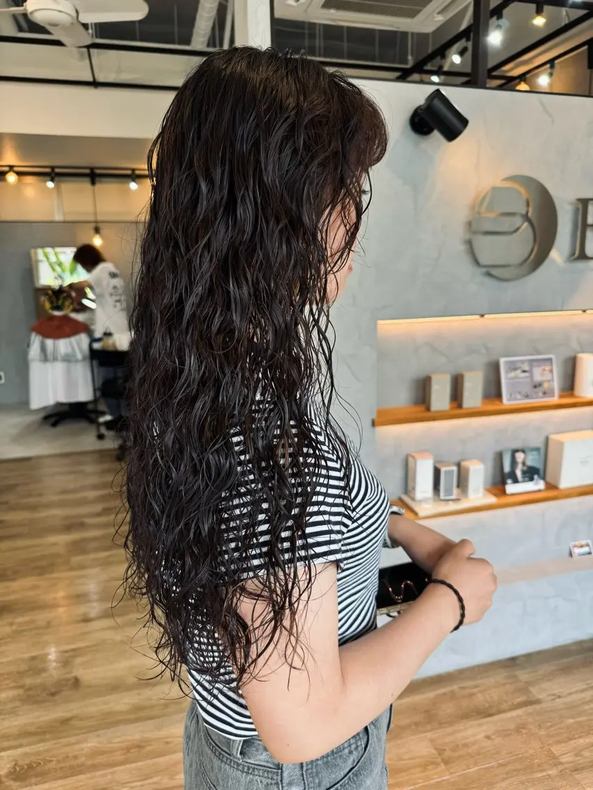 カラー パーマ Basis 田口豪司のヘアスタイル