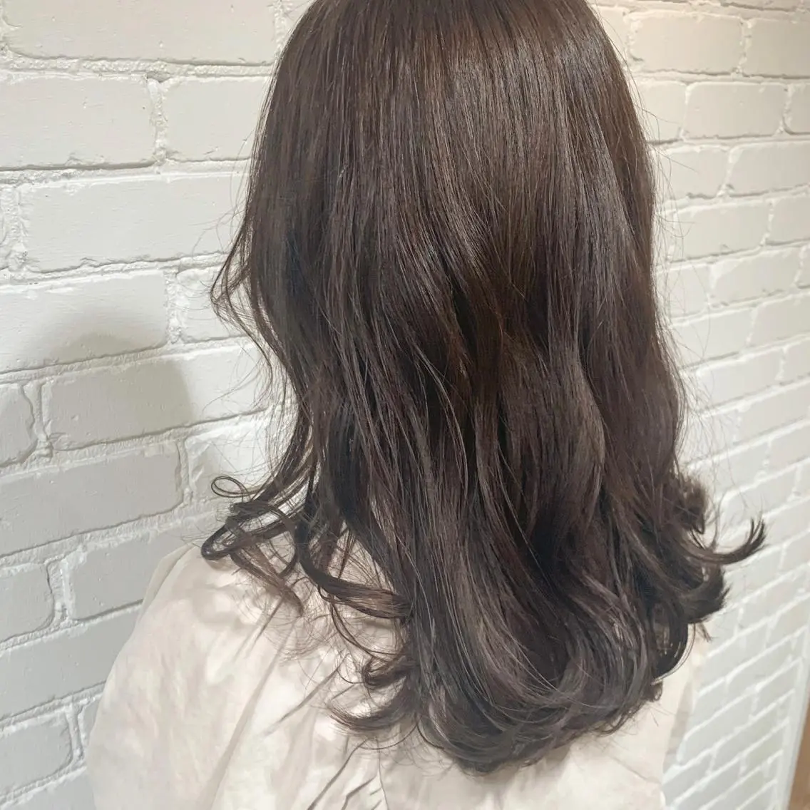ロング カラー アッシュ アッシュブラウン ブラウンカラー 澤田 しおりのヘアスタイル