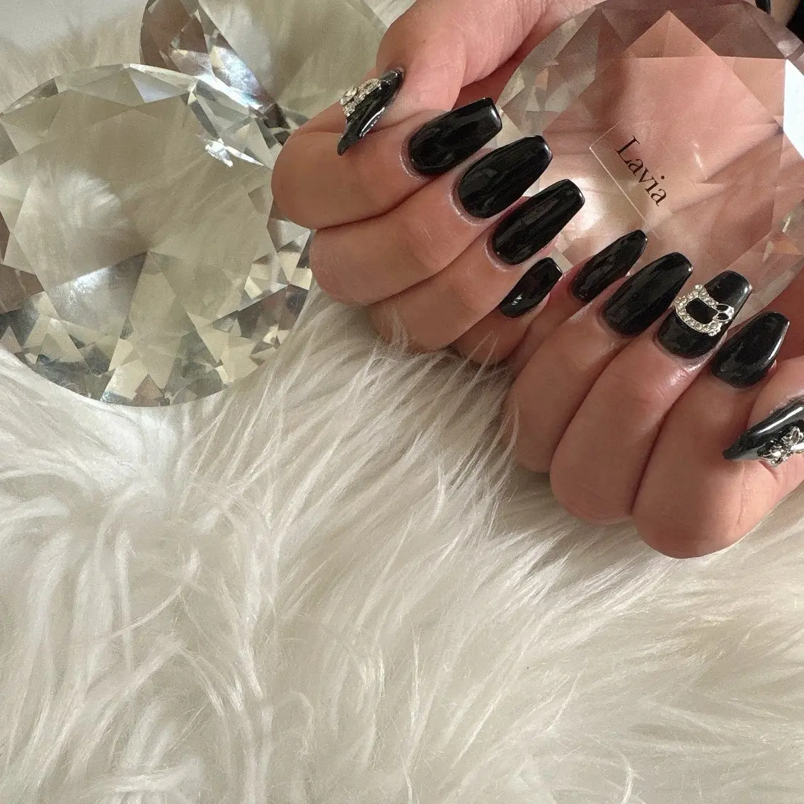 ネイル lavia🖤 ayumiのネイルデザイン