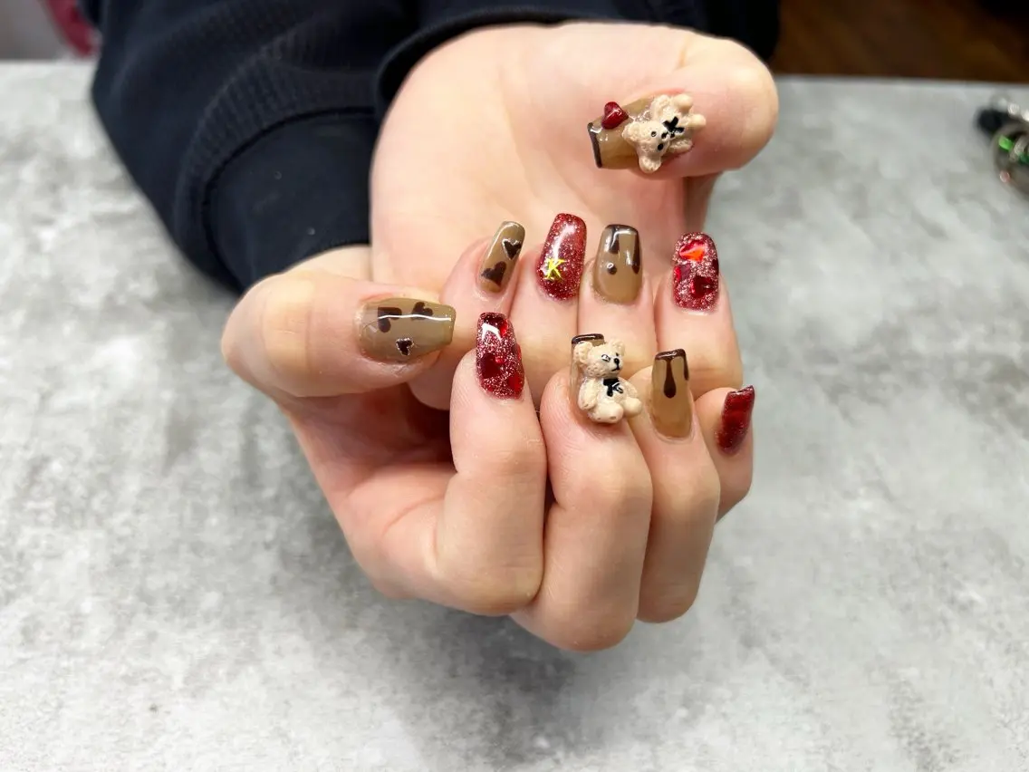 ネイル アートネイル sara +のネイルデザイン