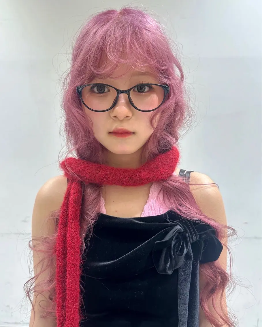 ロング カラー ヘアカラー トリートメント ピンクカラー美容師 新宿美容室🎀のヘアスタイル