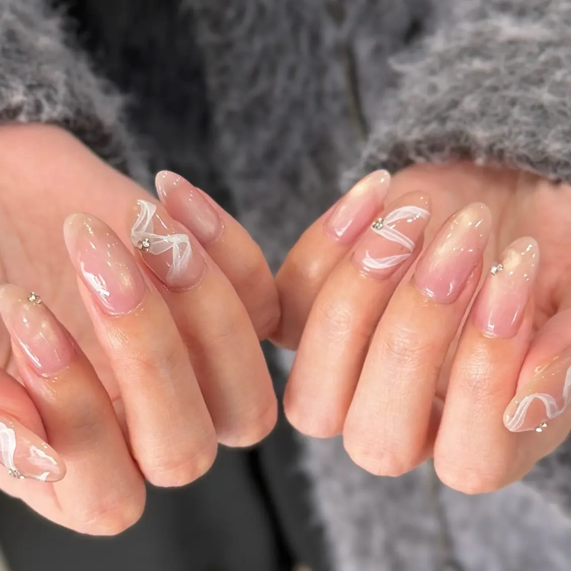 ネイル ハンドネイル chika .のネイルデザイン