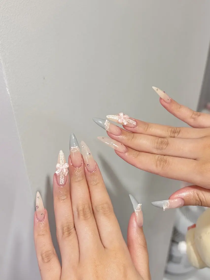 ネイル ハンドネイル akemi LANDTENJINのネイルデザイン