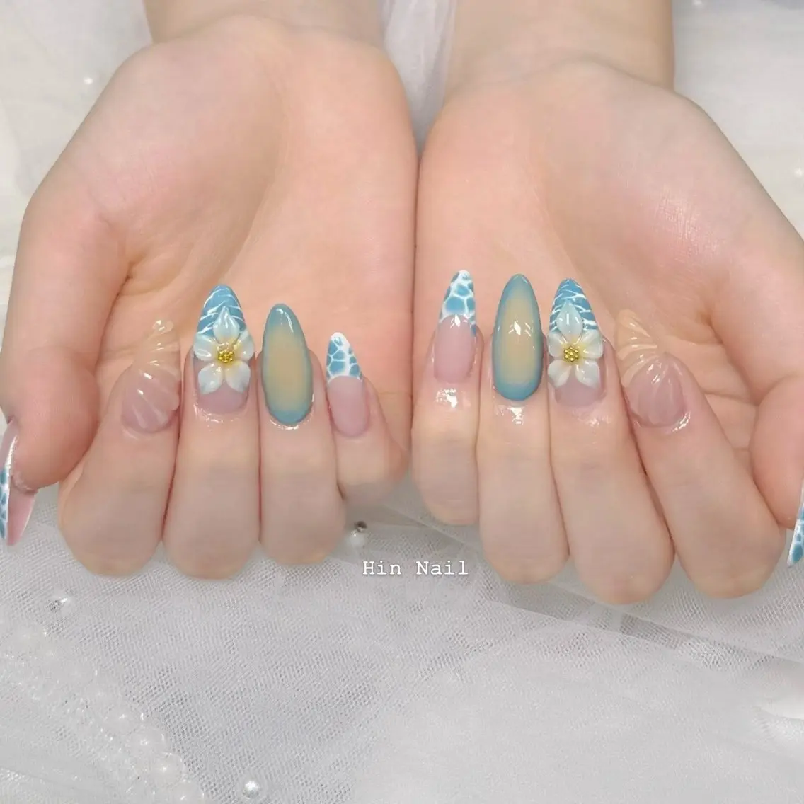 ネイル ハンドネイル HIN NAILのネイルデザイン