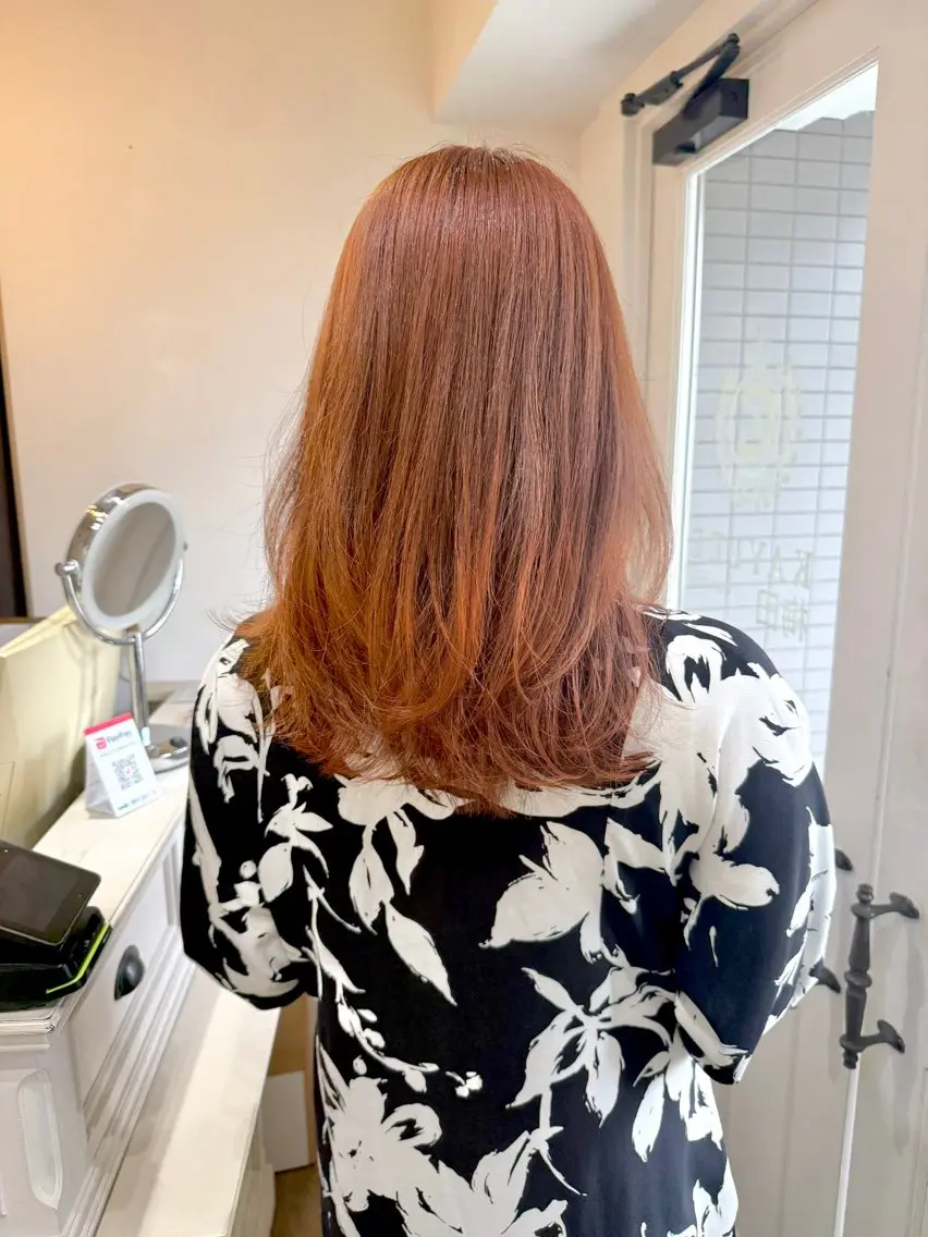 ロング カラー レイヤーカット ヘアカラー トリートメント Risa🐈⬛/ グレージュ/透明感のヘアスタイル