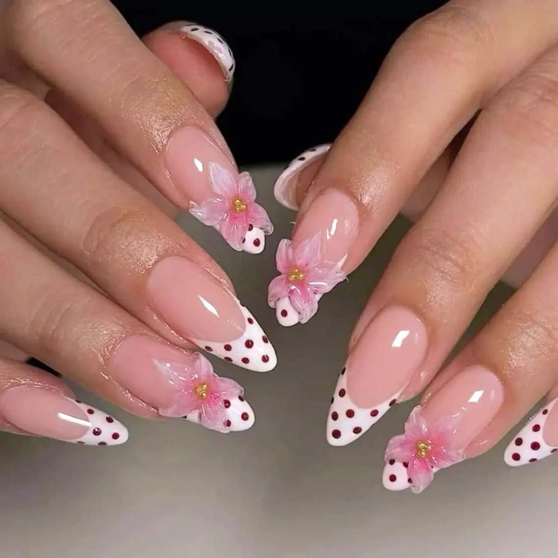 ネイル キラキラネイル 韓国ネイル ロングネイル ワンカラーネイル ワンホンネイル ハンドネイル Rina Nail.Novaのネイルデザイン