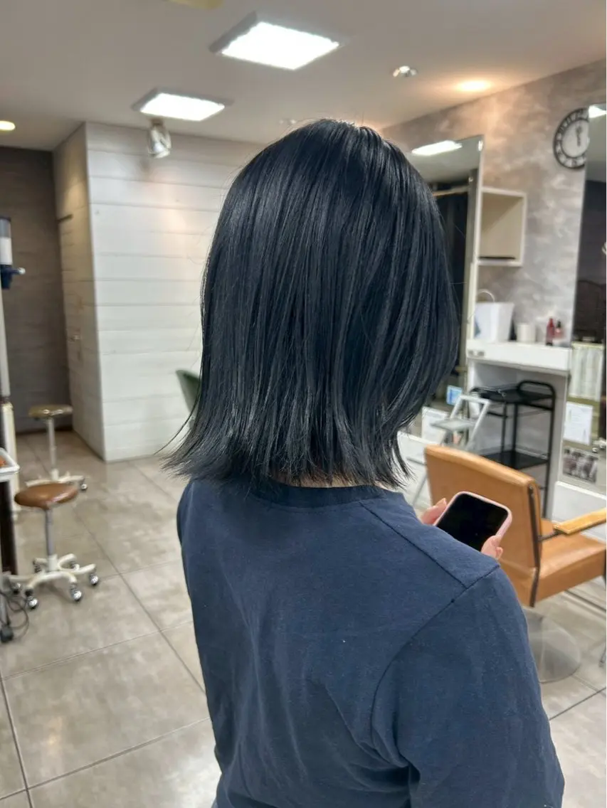 ミディアム カラー ヘアカラー 西岡 英菜のヘアスタイル