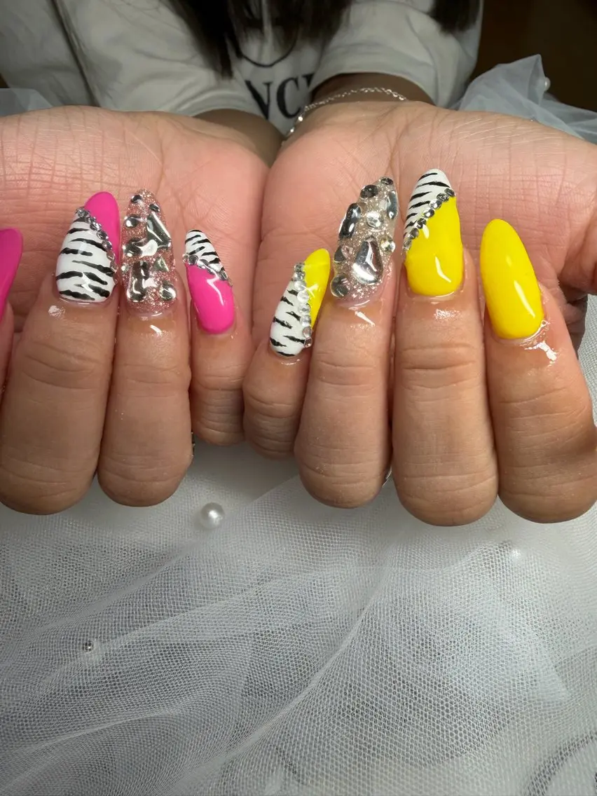セミロング Nailsalon PiPiのネイルデザイン
