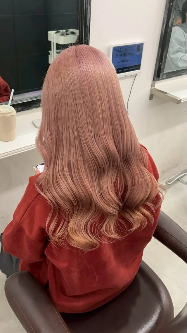 セミロング EXCIA三宮 SHUNSEIのヘアスタイル