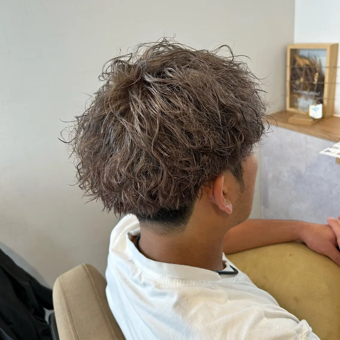 ショート カラー 井手 孔介のヘアスタイル