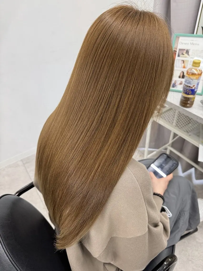 【🆕透明感カラー!迷ったらコレ✨】カット+イルミナカラー+韓国ウォータートリートメントの写真