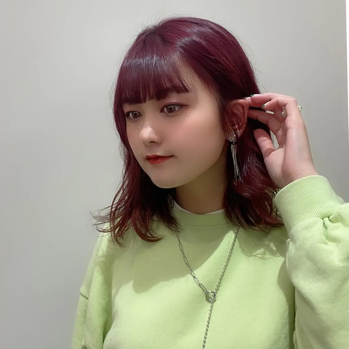 ミディアム equal銀座 黒田💚のヘアスタイル