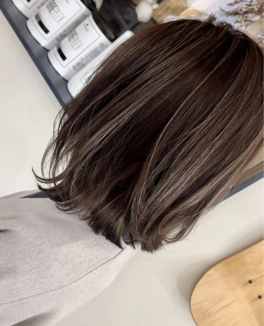 ミディアム カラー カット ヘアカラー トリートメント 中嶋 颯和のヘアスタイル