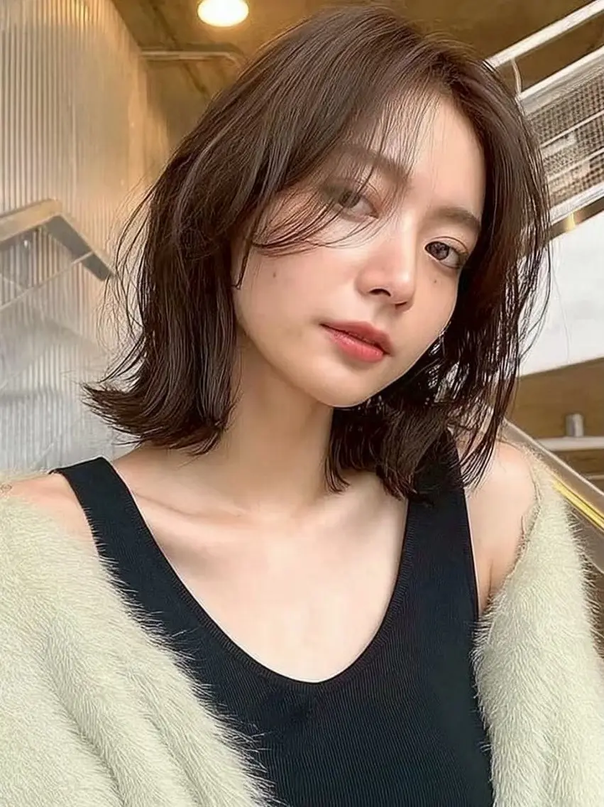ミディアム カラー 神田 絢飛のヘアスタイル