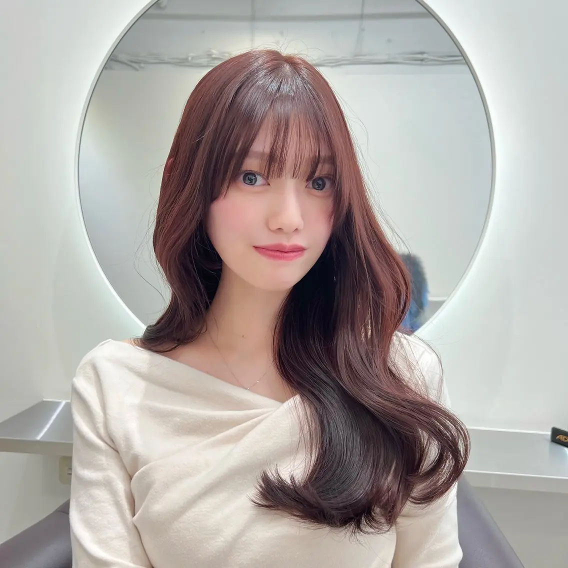 ロング カラー くびれヘア 韓国風ヘア カット ヘアカラー トリートメント ヘアセット 韓国ヘア/透明感 カラー🤍yukaのヘアスタイル