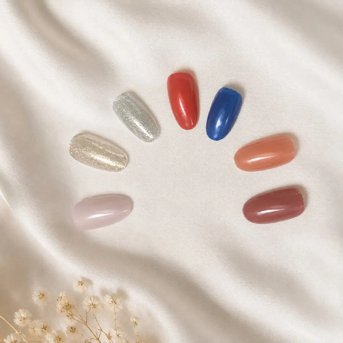 ネイル フットネイル Reivl Nails のネイルデザイン