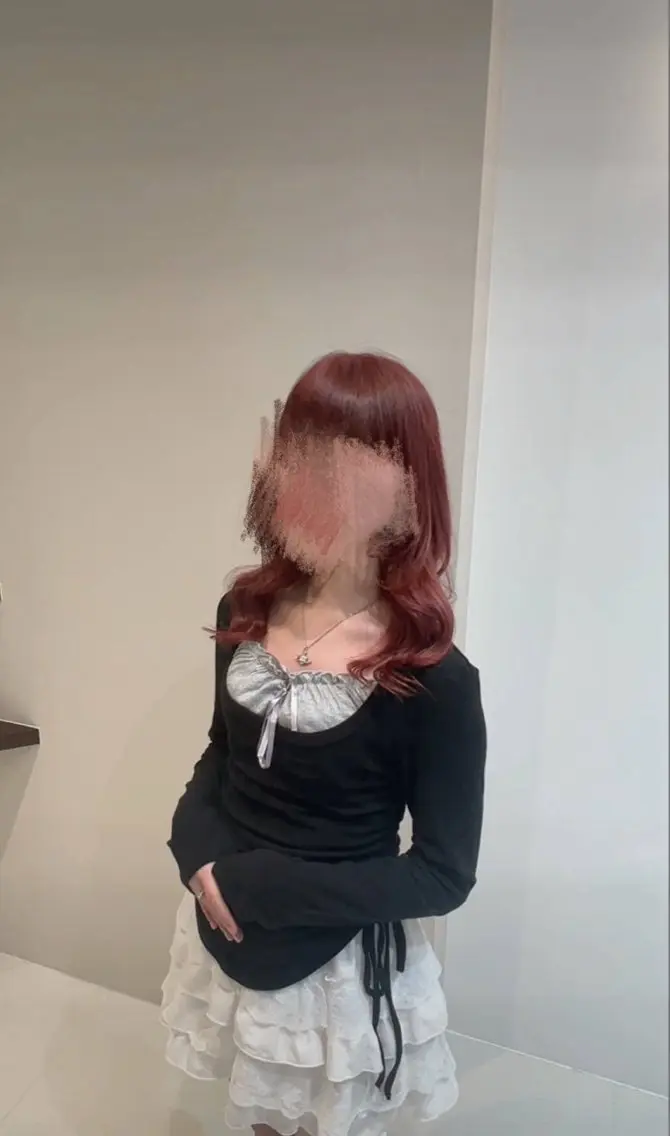 セミロング カットモデル エクステ亀田麻央のヘアスタイル