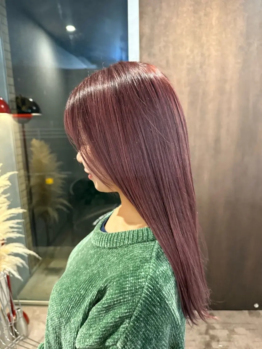 ロング qpulaあいみ 透明感カラーのヘアスタイル