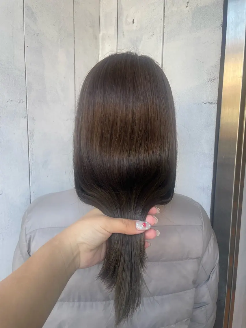 セミロング カラー 透明感カラー オレンジ カット ヘアカラー トリートメント 顔周りレイヤー☆ スパ☆石上遥楓のヘアスタイル