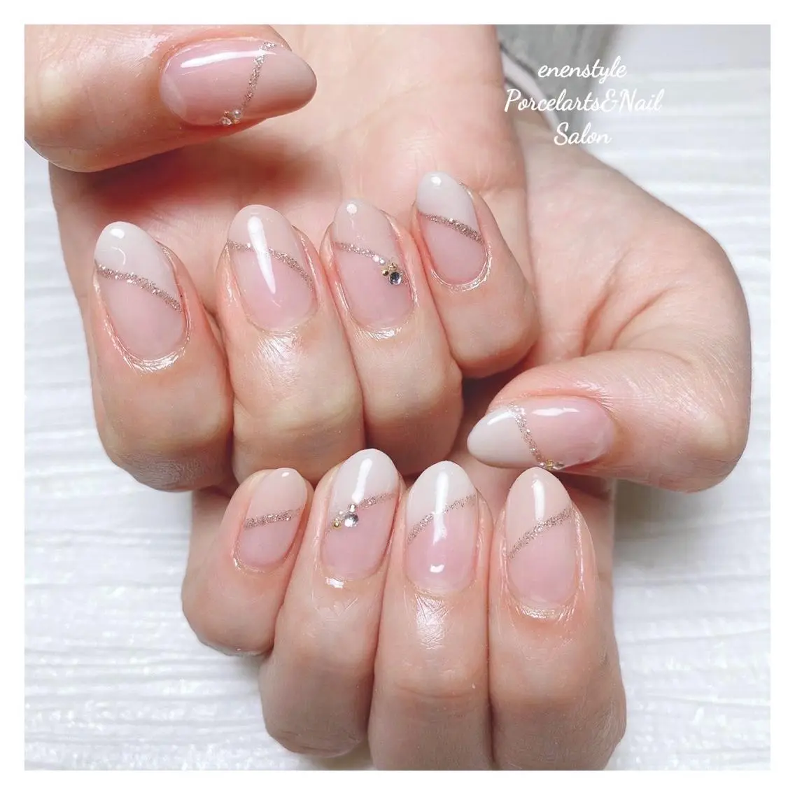 ミディアム ネイル ハンドネイル 🐾enen style 🐾のネイルデザイン