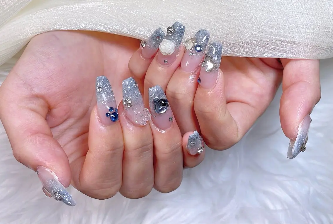 ネイル アニマル柄 チークネイル フラッシュネイル フラワーネイル フットネイル ハンドネイル B·U Nail大宮 長さだし専門店のネイルデザイン
