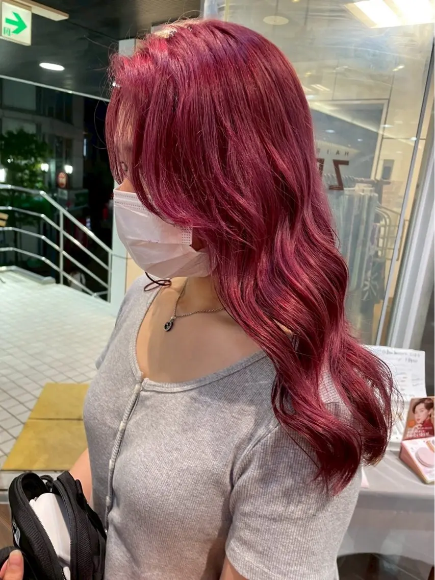 ロング カラー ベージュカラー ブリーチ ケアブリーチ ダブルカラー イヤリングカラー ヘアカラー レア🪐✨/ ZEST bis🌙のヘアスタイル
