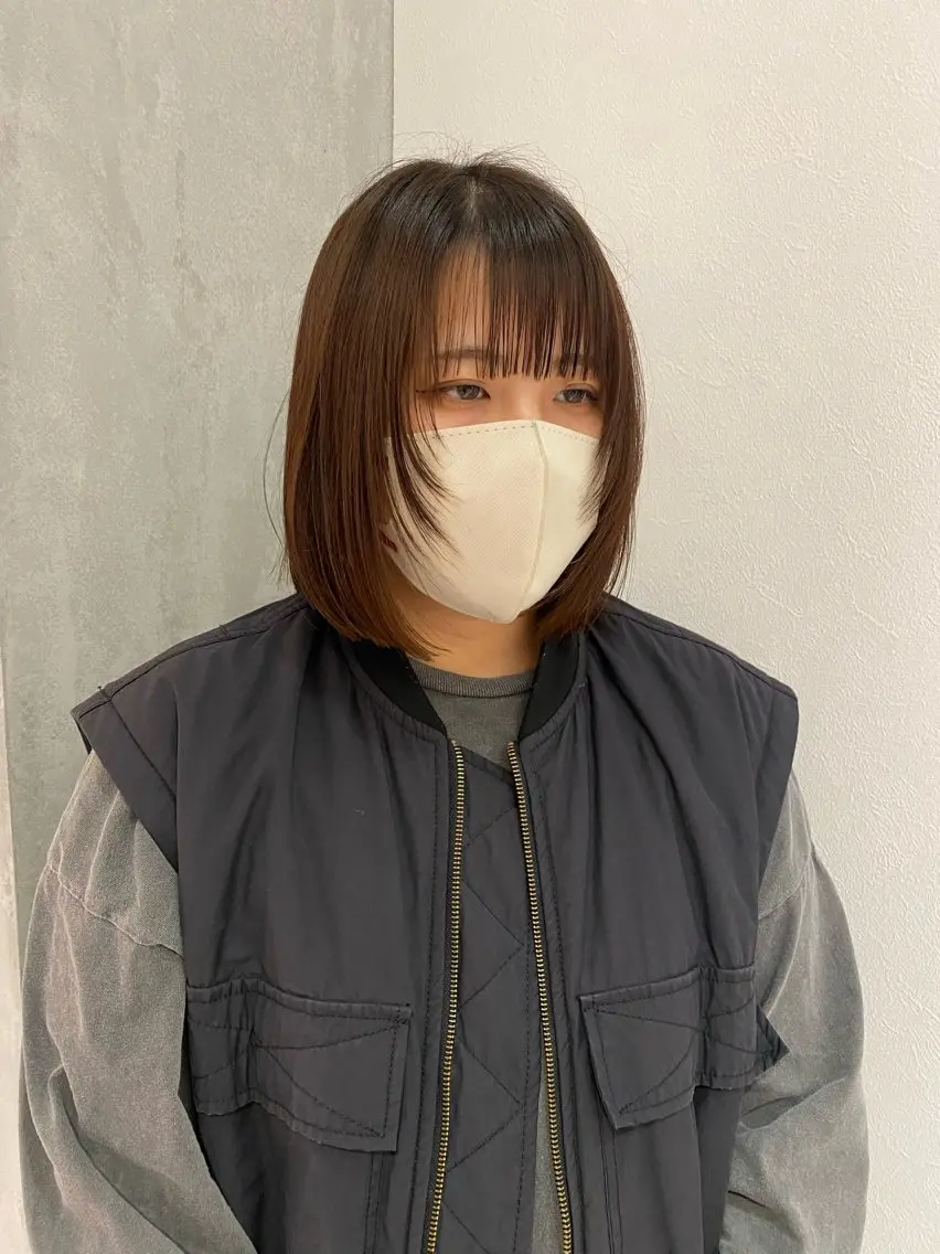 ミディアム カット いとう ほのかのヘアスタイル