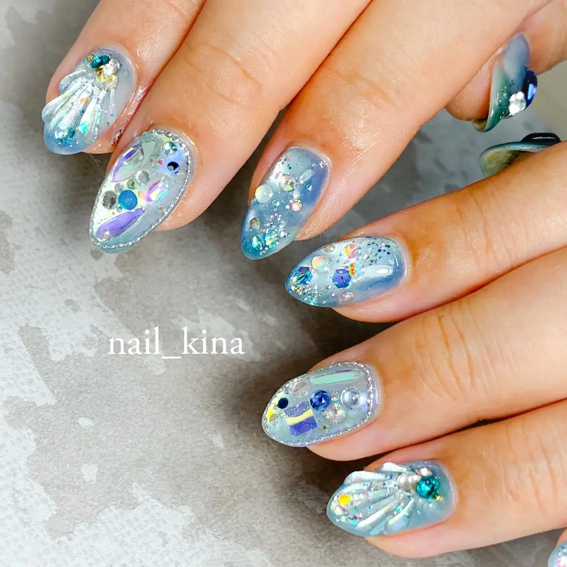 ネイル キラキラネイル ワンカラーネイル ピンク 夏ネイル nail_ kinaのネイルデザイン