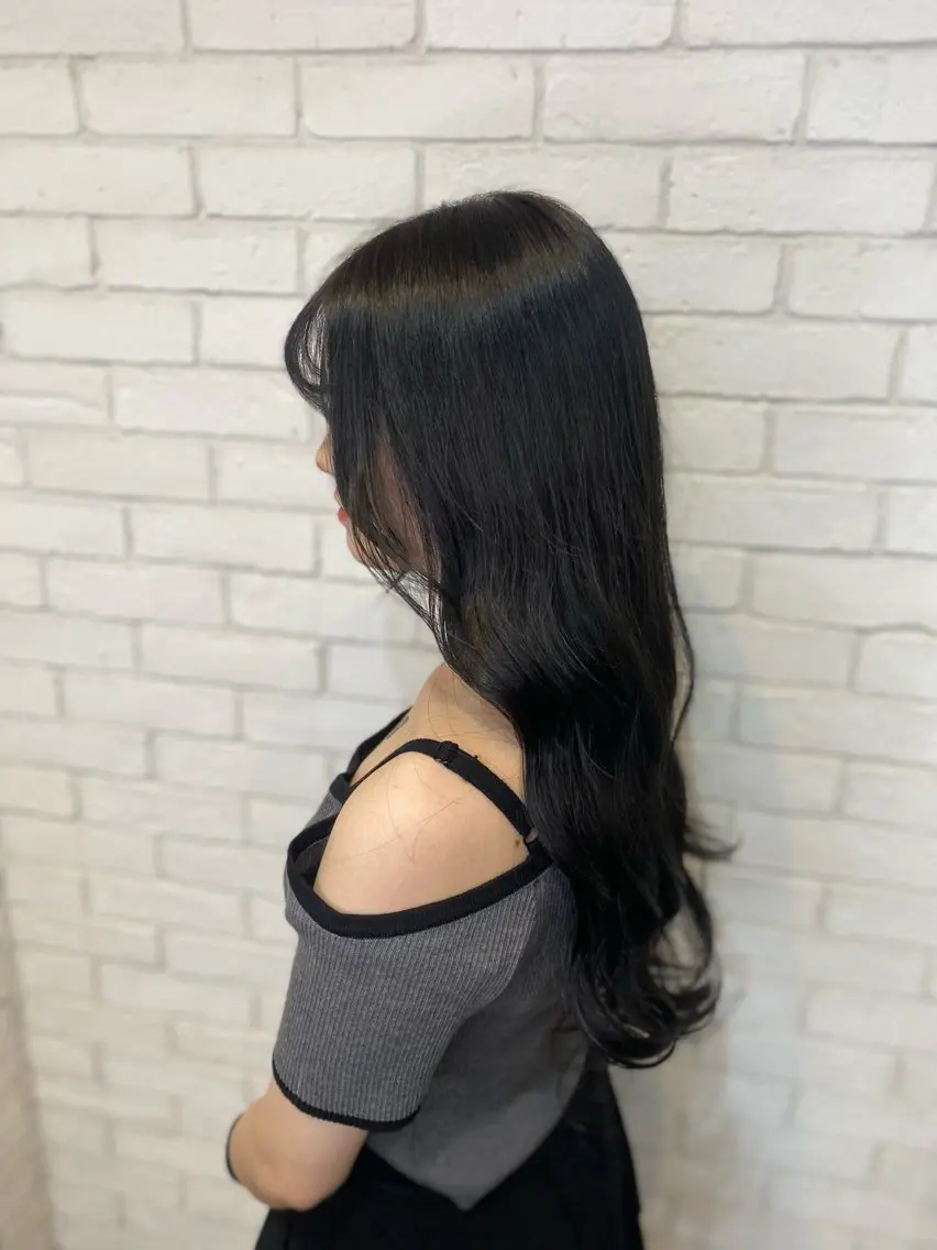 ロング カラー ヘアカラー トリートメント ヨシダ フミノリのヘアスタイル