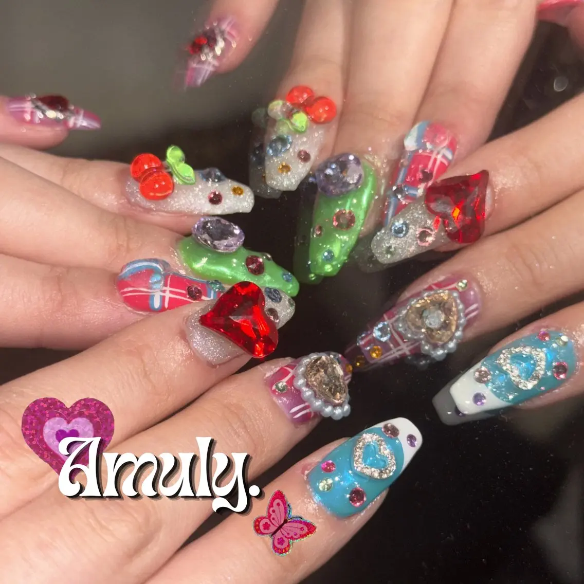 ネイル ハンドネイル Amuly. Narumiのネイルデザイン