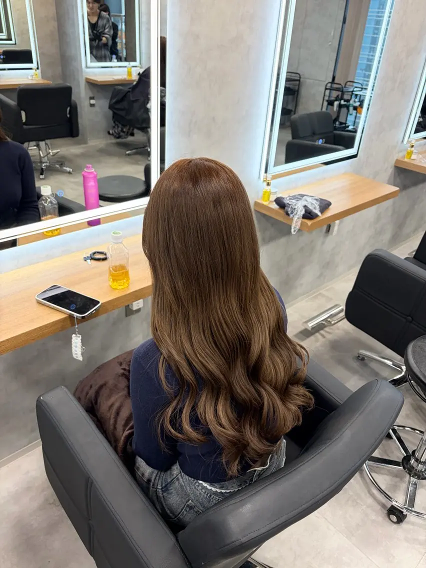 ロング ヘアカラー ヘアセット 透明感/韓国風 RENA🤎のヘアスタイル