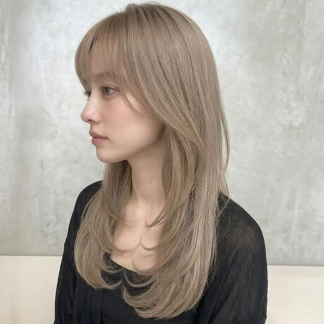 ロング 艶髪ストレート❇️ レイヤー❇️出町光流のヘアスタイル