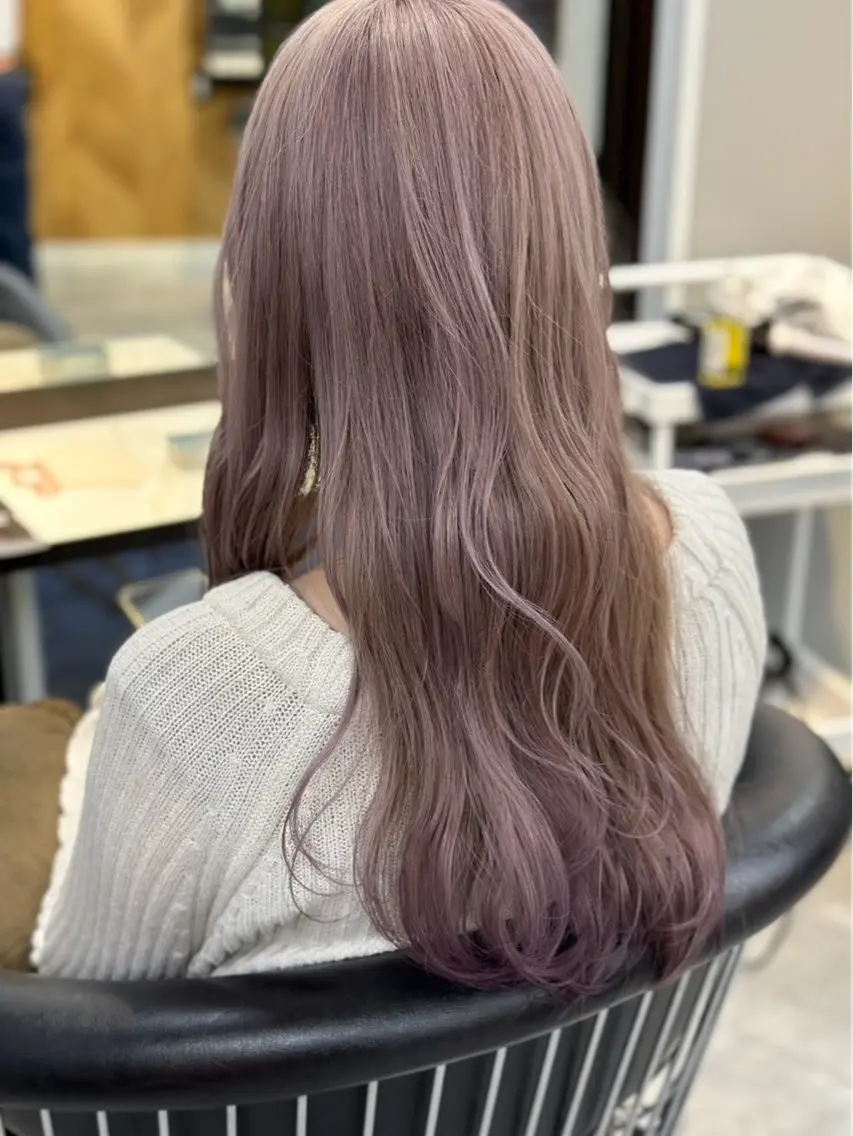 ロング 佐藤 慧のヘアスタイル