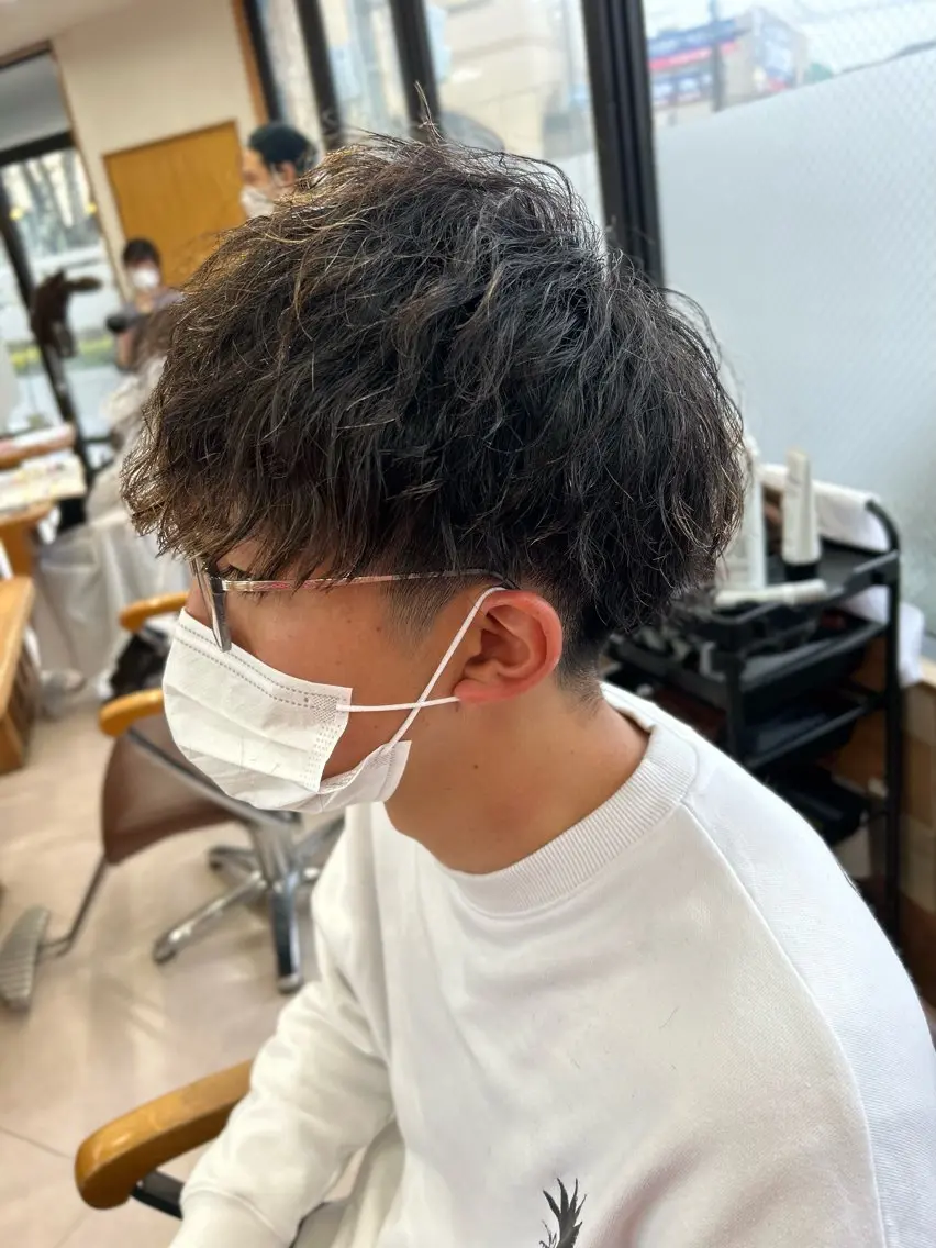 ショート パーマ カット パーマ 比嘉 秀弥のヘアスタイル
