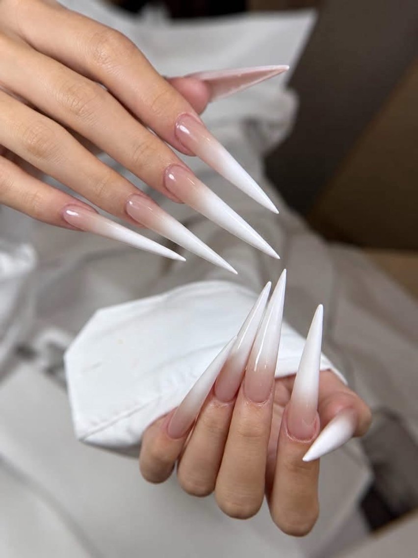 ネイル アートネイル フレンチネイル ジェルネイル 氷ネイル・うるうるネイル キラキラネイル ハンドネイル Julie NailSalonのネイルデザイン