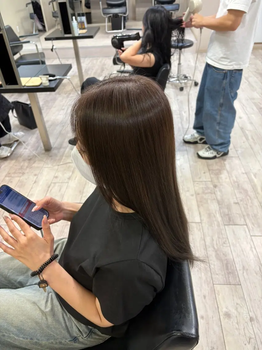 ロング カラー グレージュ ヘアカラー TIDEHIAR SHUSUKEのヘアスタイル