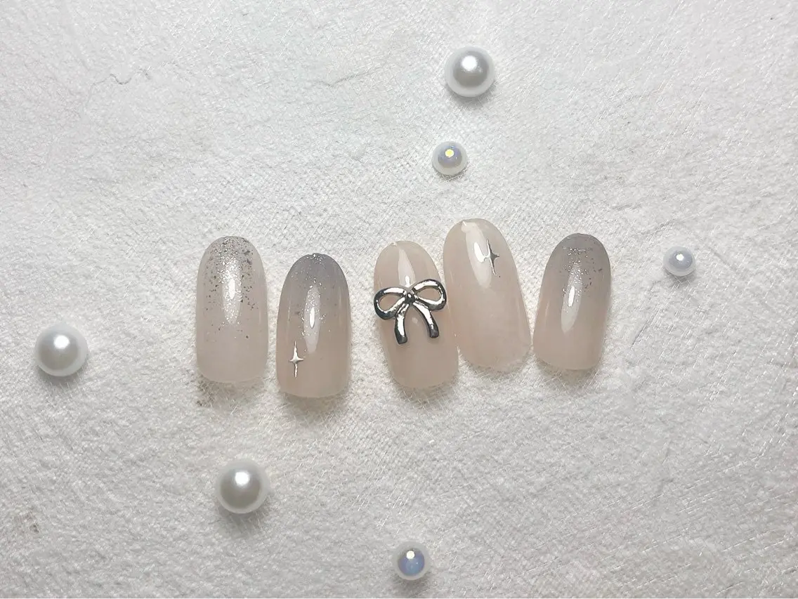 ネイル オーロラネイル フットネイル フレンチネイル ジェルネイル マグネットネイル kiki nail たまプラーザのネイルデザイン