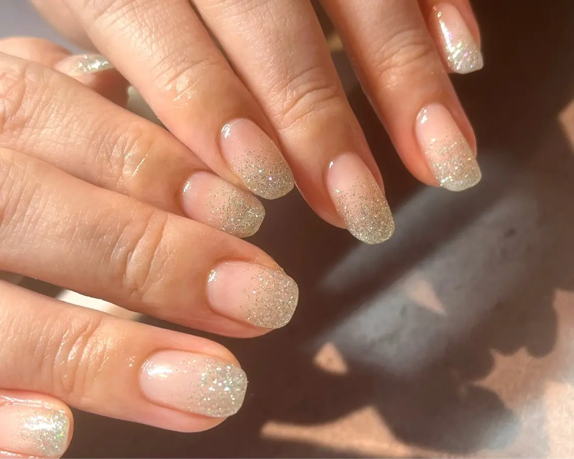 【Hand】ラメグラデーション(オフ込) ＊パラジェル/フィルインの写真