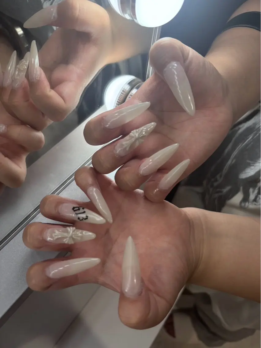 ネイル noir nailsのネイルデザイン