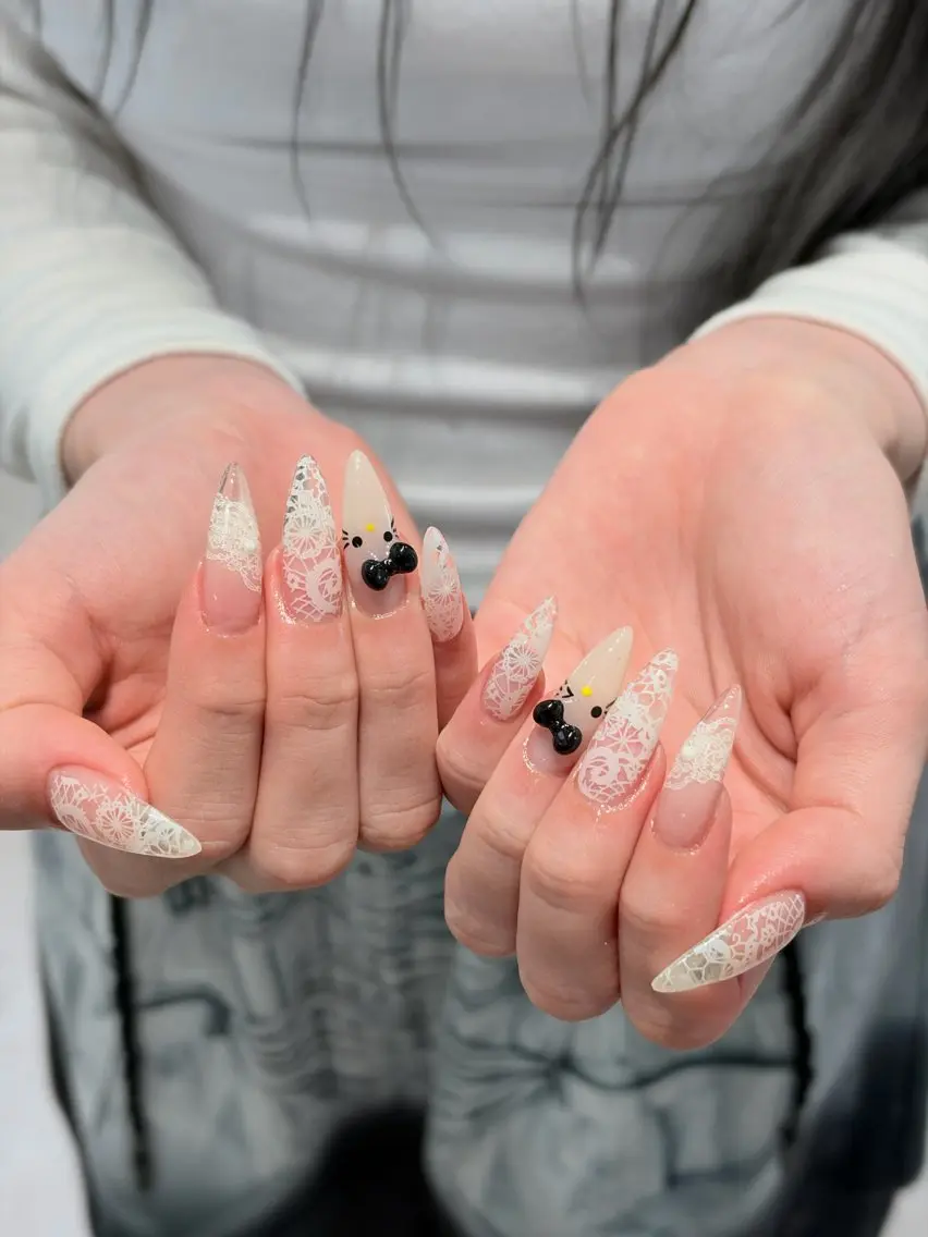 ネイル チークネイル ドット フレンチネイル グラデーション ハート ハンドネイル Julli NailStudioのネイルデザイン
