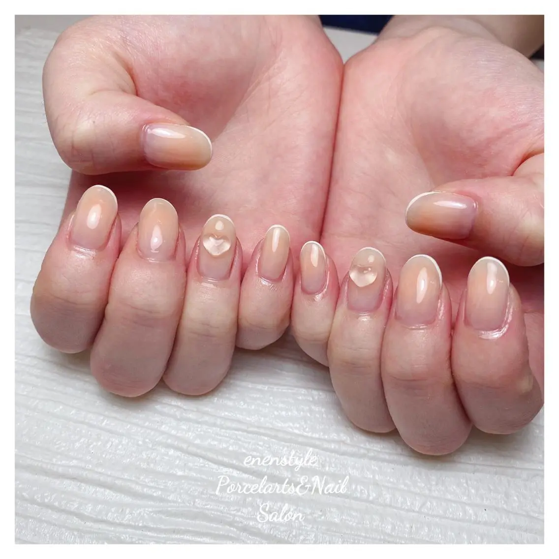 ミディアム ネイル 🐾enen style 🐾のネイルデザイン