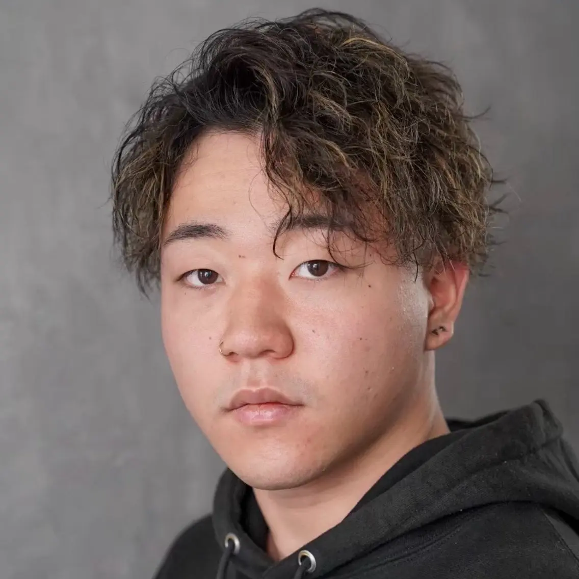 ショート カラー パーマ ヘアアレンジ メンズ キッズ センターパート マッシュ メンズパーマ 波巻きパーマ スパイラルパーマ カット パーマ メンズカット/パーマ 山崎航平💈のヘアスタイル