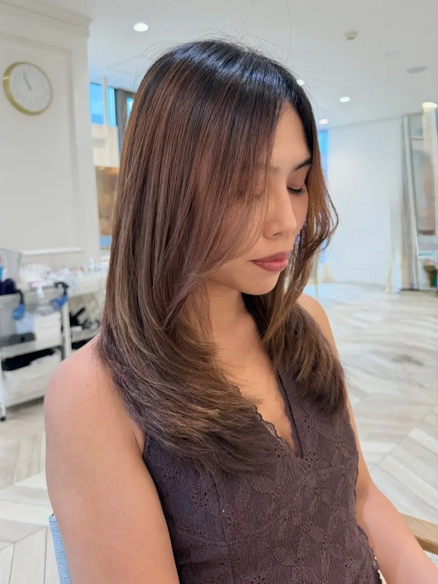 ロング くびれヘア レイヤーカット 小顔カット トリートメント カット トリートメント 小顔レイヤー/ ベージュ🤍Rieのヘアスタイル