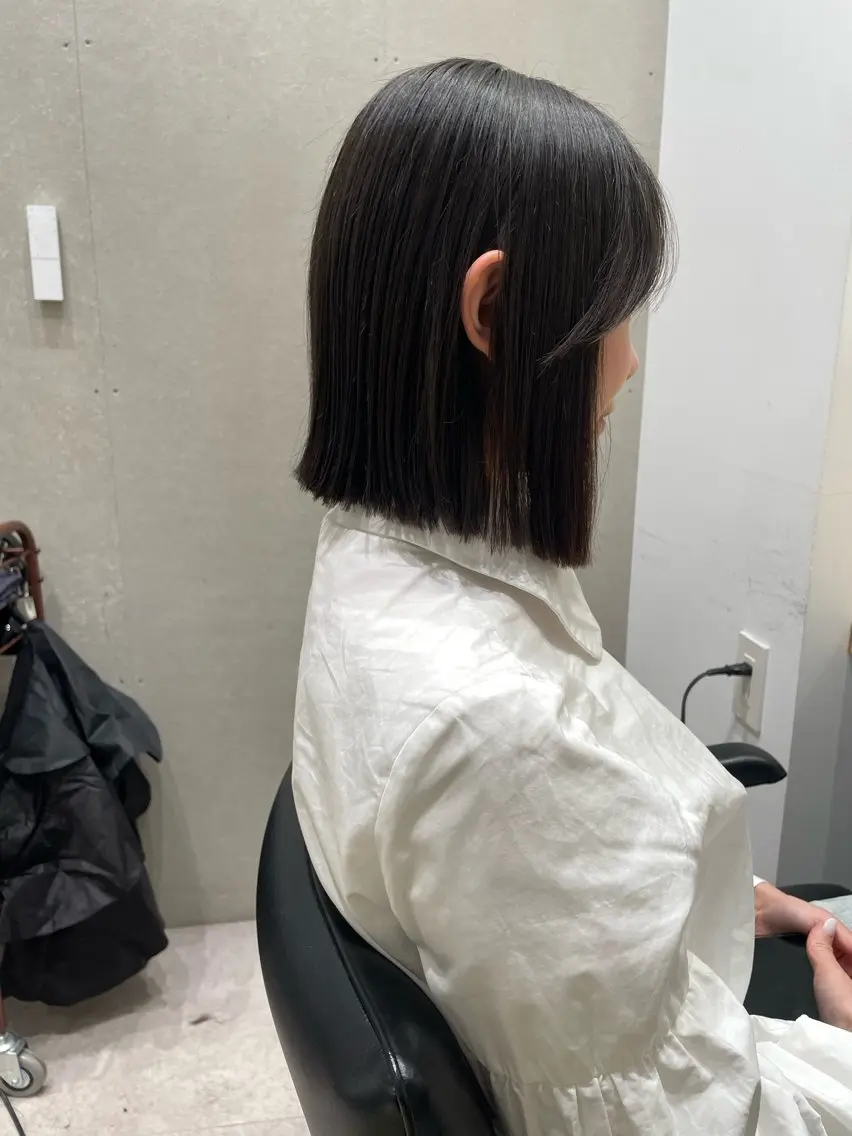 ミディアム カラー カット ヘアカラー 小坂 郁美のヘアスタイル