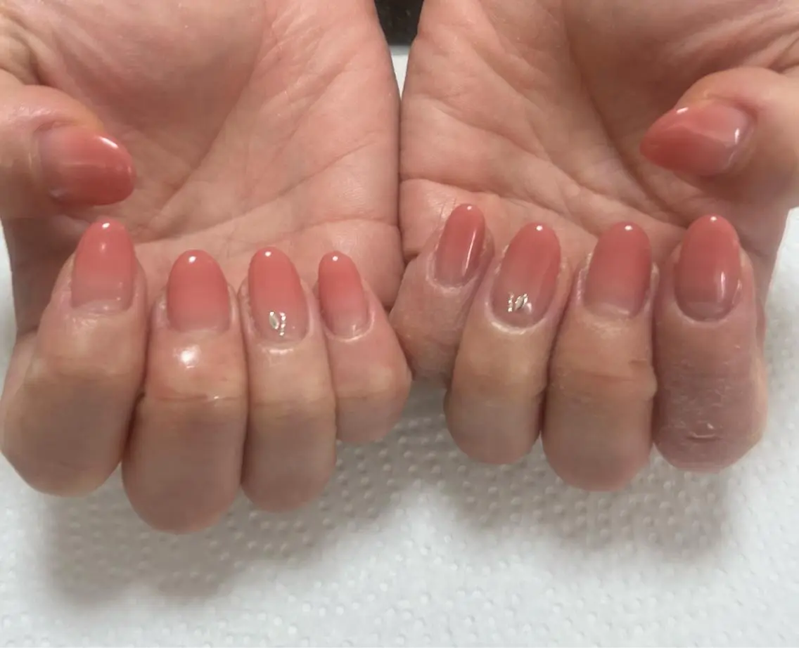 ネイル シンプルネイル nail M&Tのネイルデザイン