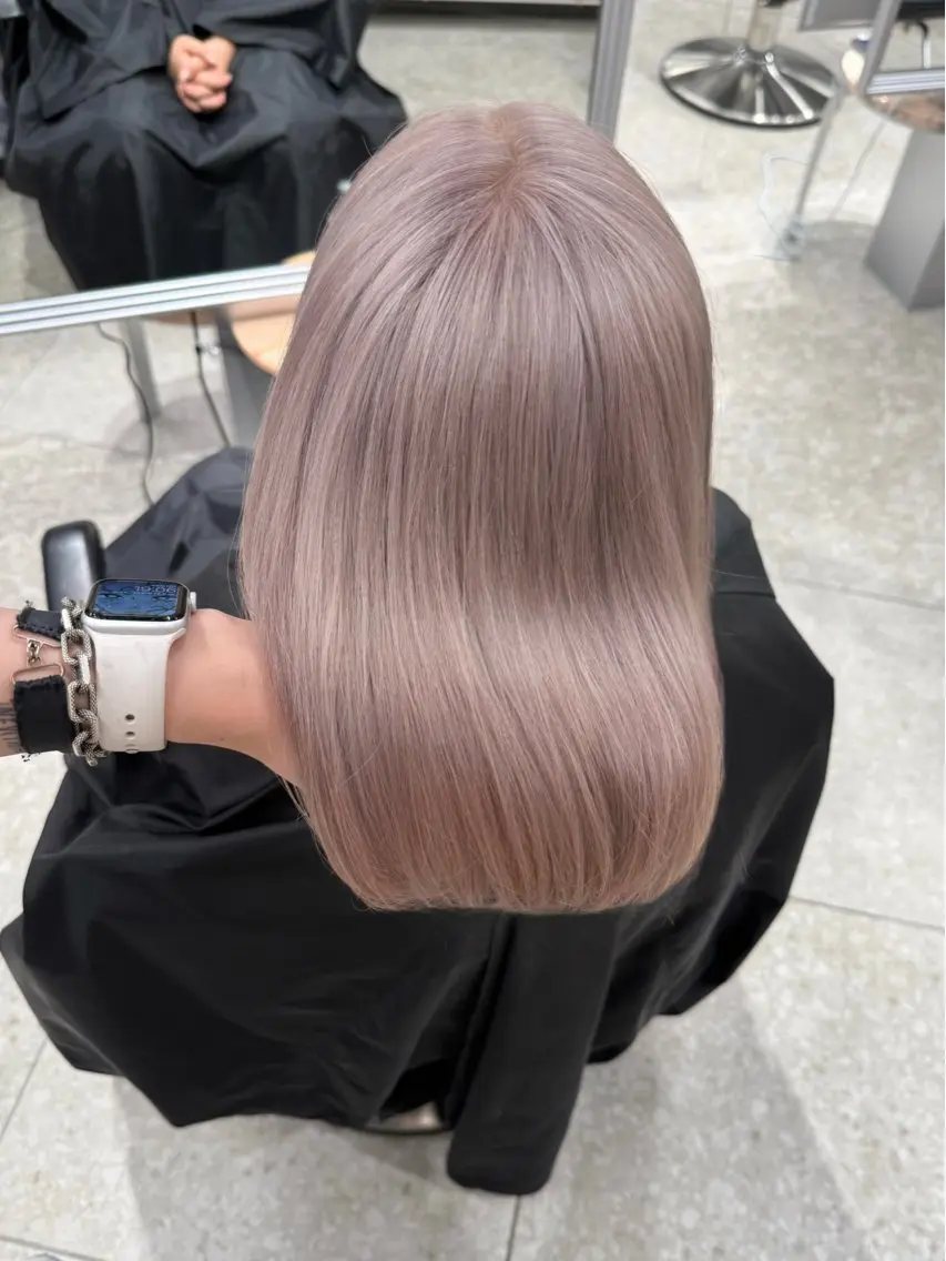 ロング カラー ベージュカラー ブリーチ ダブルカラー ブリーチなしカラー ピンクカラー ヘアカラー aina/ピンク/ ミルクティー/梅田のヘアスタイル